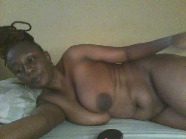 Beauty-Queen1 live cam on BongaCams