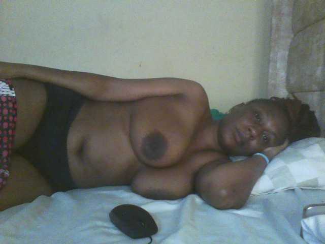 Beauty-Queen1 live cam on BongaCams