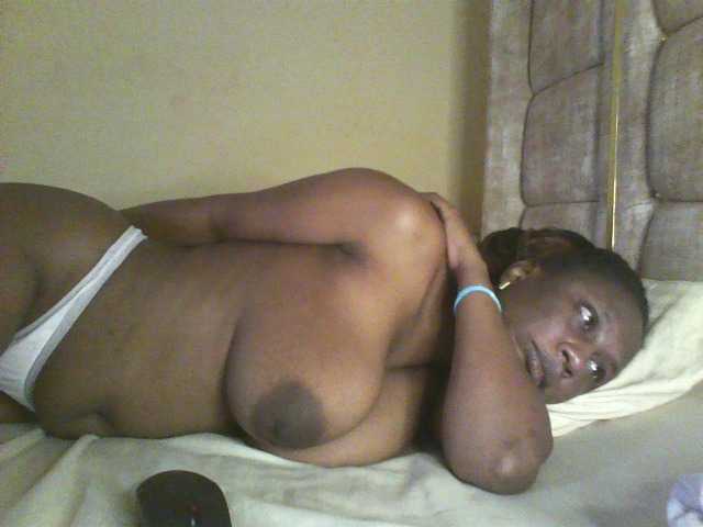 Beauty-Queen1 live cam on BongaCams