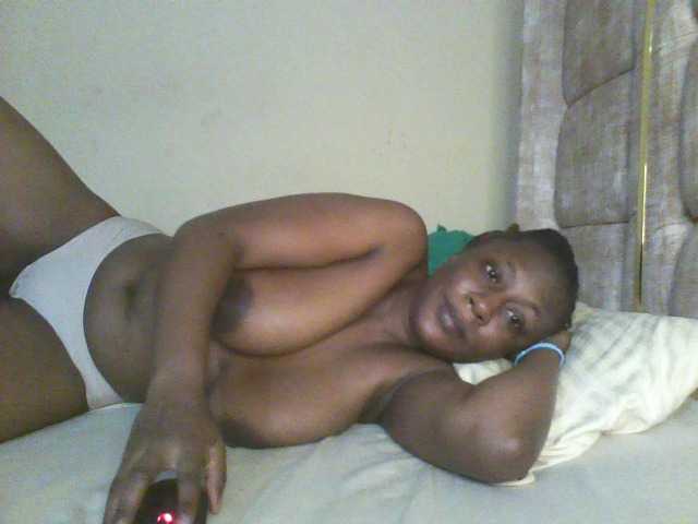 Beauty-Queen1 live cam on BongaCams