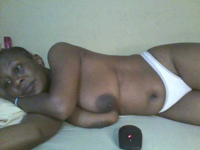 Beauty-Queen1 live cam on BongaCams