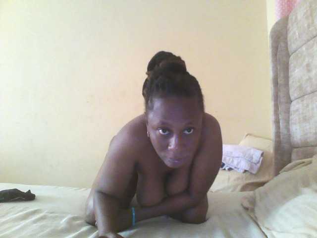 Beauty-Queen1 live cam on BongaCams