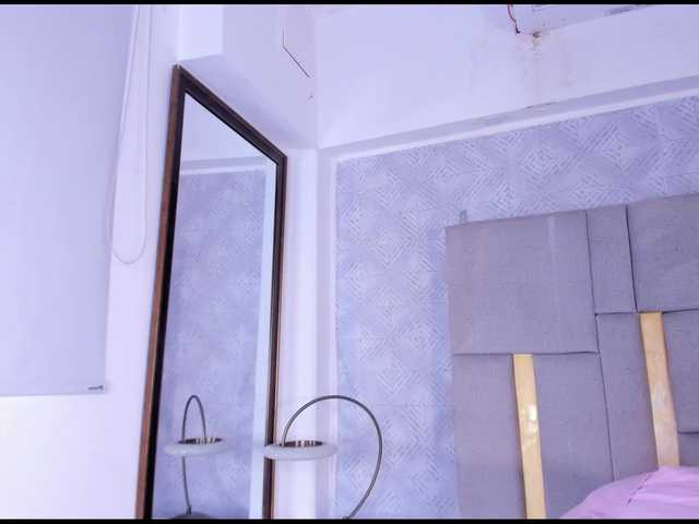MilaSaenz live cam on BongaCams