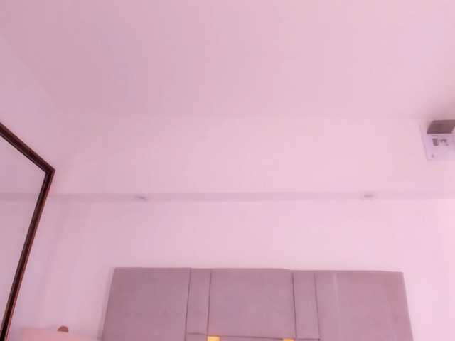 MilaSaenz live cam on BongaCams