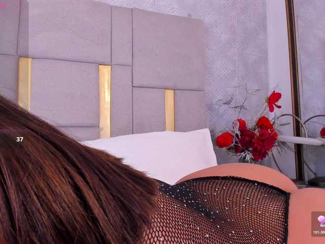 MilaSaenz live webcam show
