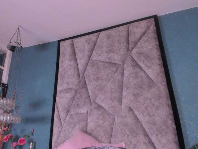 MilaSaenz live cam on BongaCams