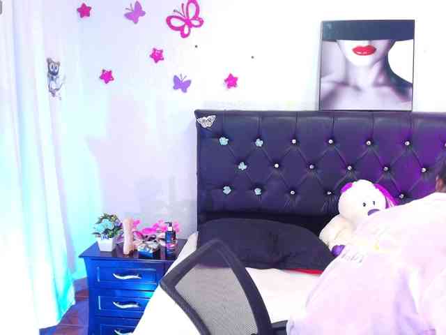 AISHLY-DOLL webcam