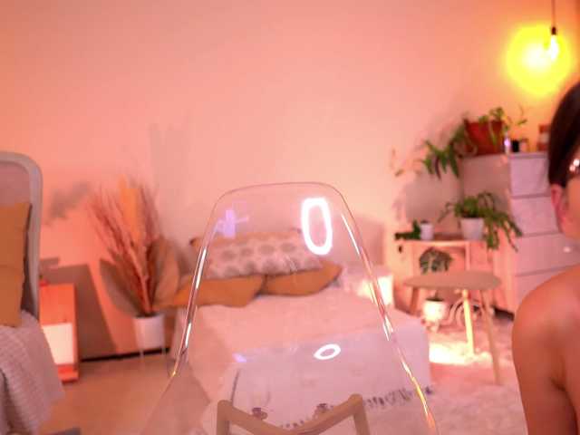PureEllie live cam on BongaCams