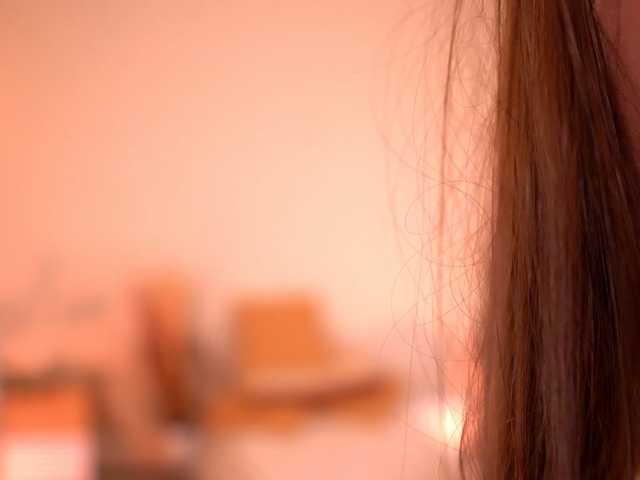 PureEllie live cam on BongaCams