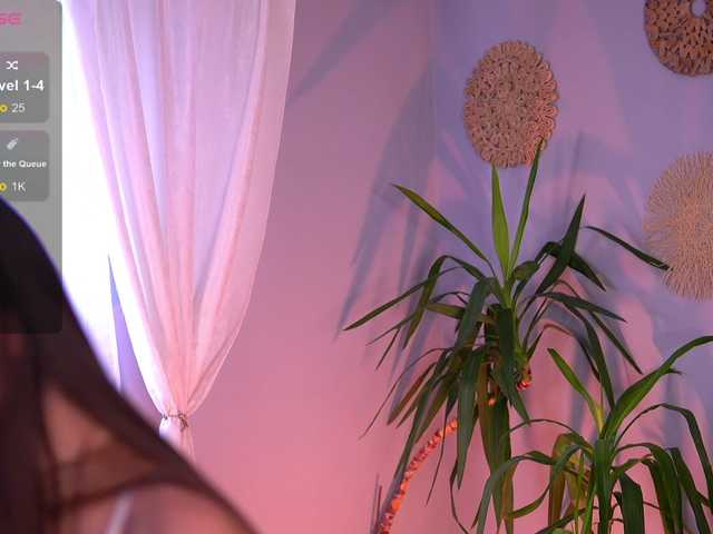 PureEllie live cam on BongaCams
