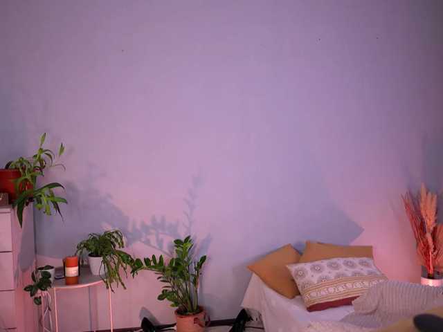 PureEllie live cam on BongaCams