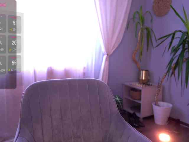 PureEllie webcam