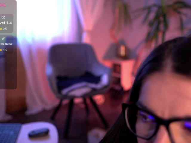 PureEllie webcam