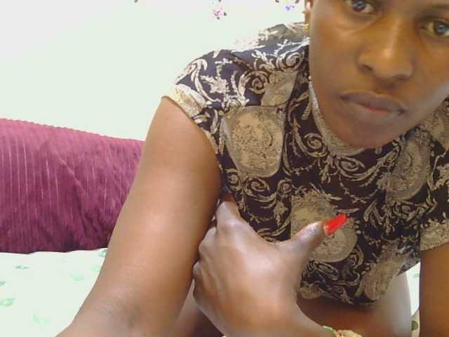 Naughtygirl3 live cam on BongaCams