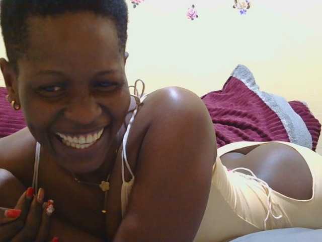 Naughtygirl3 live cam on BongaCams