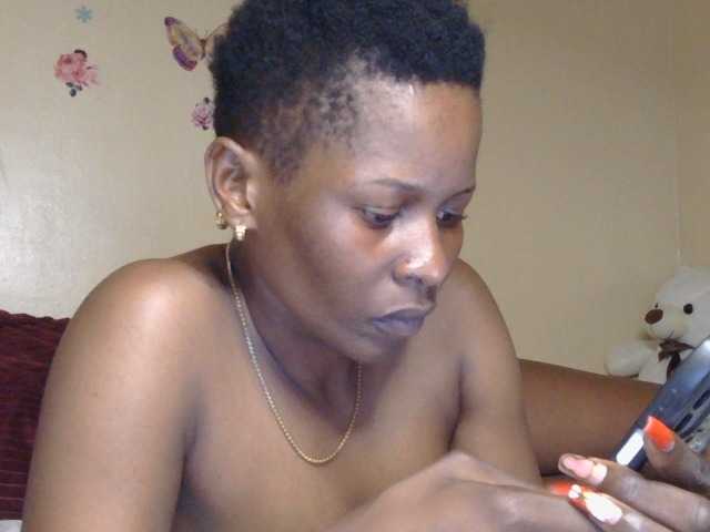 Naughtygirl3 live cam on BongaCams