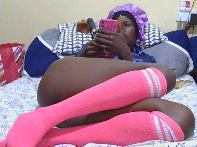 Naughtygirl3 live cam on BongaCams
