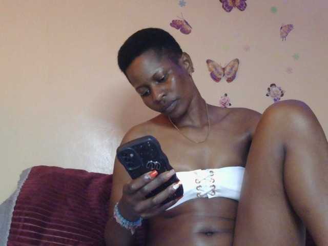 Naughtygirl3 live cam on BongaCams