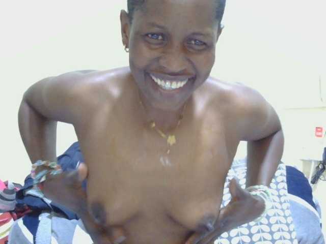 Naughtygirl3 live cam on BongaCams