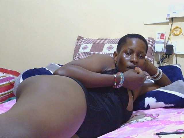 Naughtygirl3 live cam on BongaCams