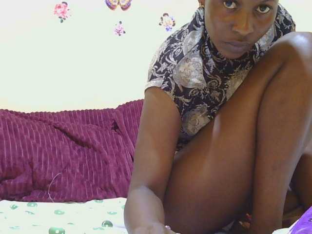 Naughtygirl3 live cam on BongaCams