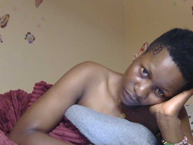 Naughtygirl3 live cam on BongaCams