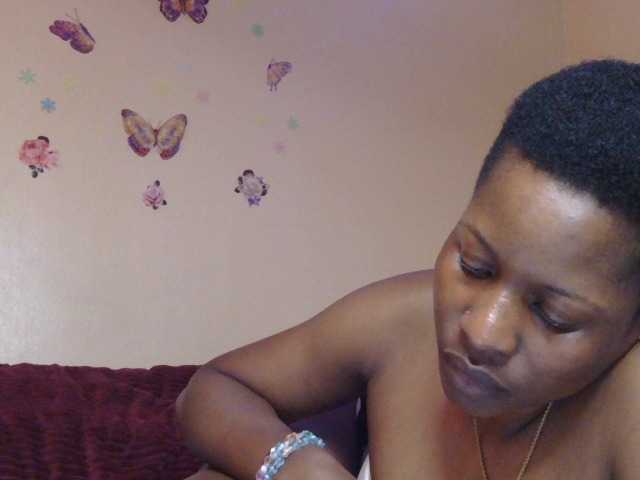 Naughtygirl3 live cam on BongaCams