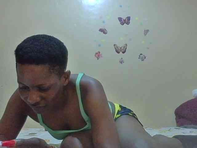 Naughtygirl3 webcam