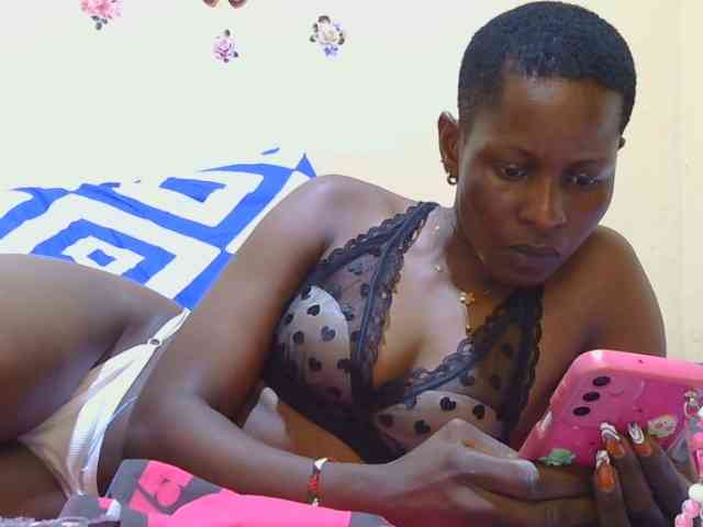 Naughtygirl3 webcam