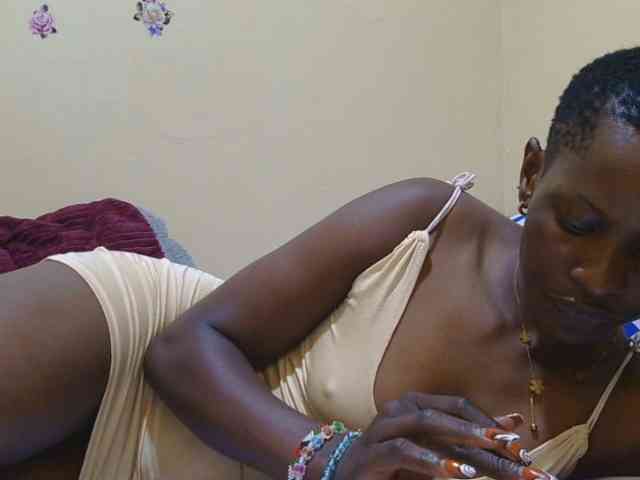 Naughtygirl3 webcam
