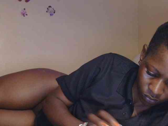 Naughtygirl3 webcam