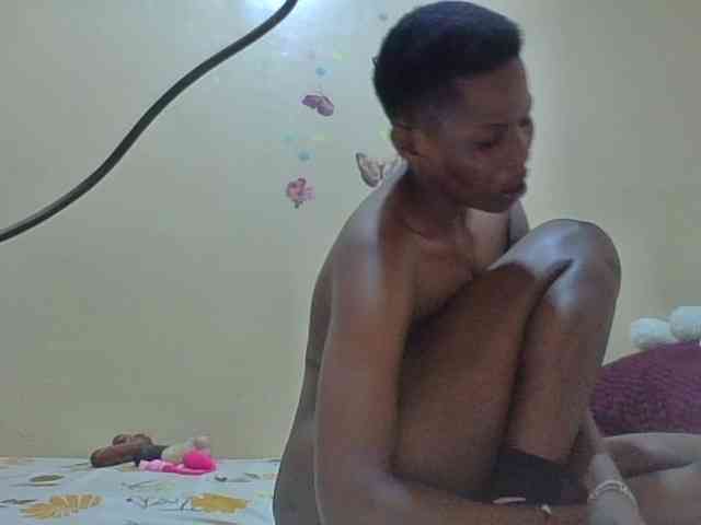 Naughtygirl3 webcam