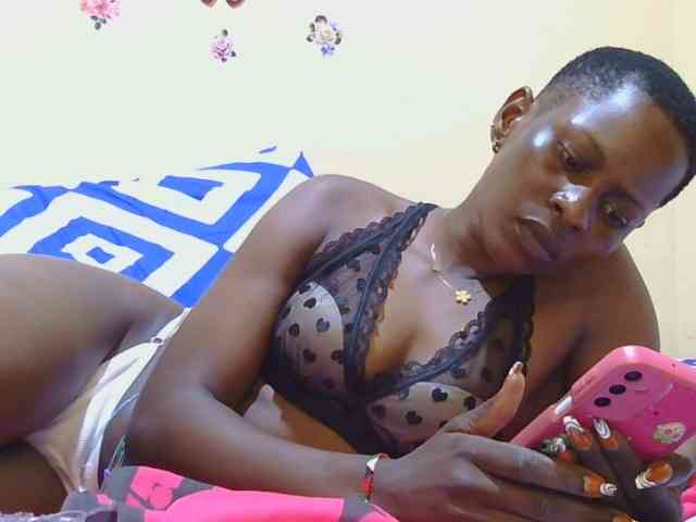 Naughtygirl3 webcam
