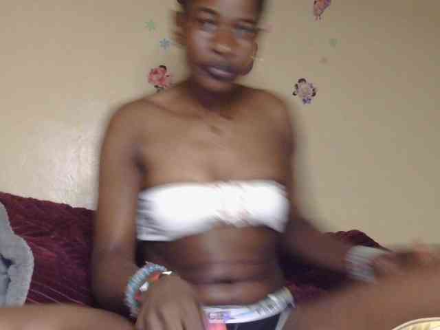 Naughtygirl3 webcam