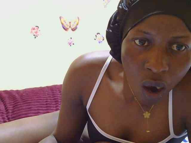 Naughtygirl3 webcam