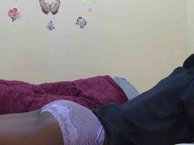 Naughtygirl3 webcam