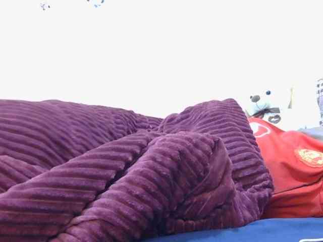 Model ini sedang live sekarang. Naughtygirl3