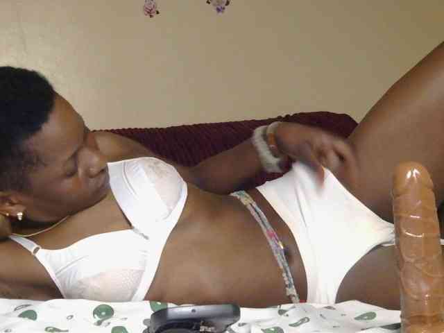Naughtygirl3 webcam
