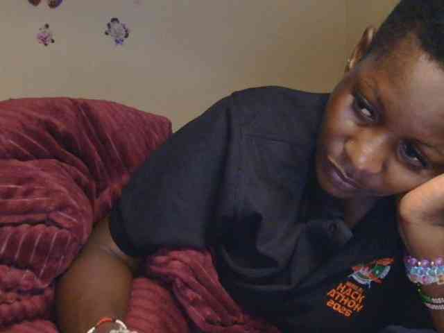 Naughtygirl3 webcam