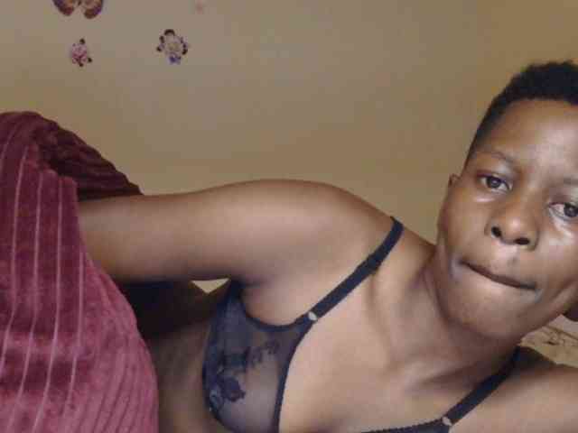 Naughtygirl3 webcam