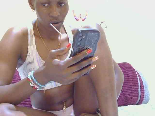 Naughtygirl3 webcam