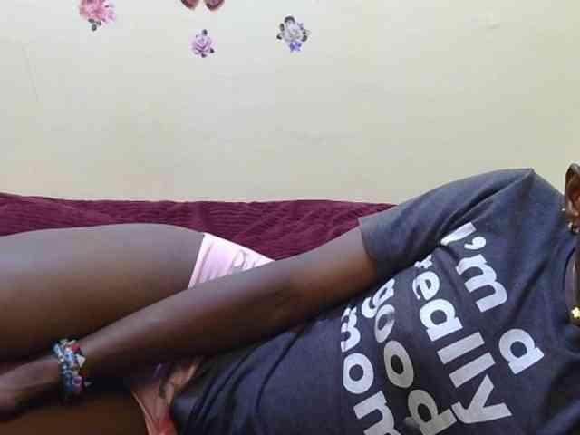 Naughtygirl3 webcam