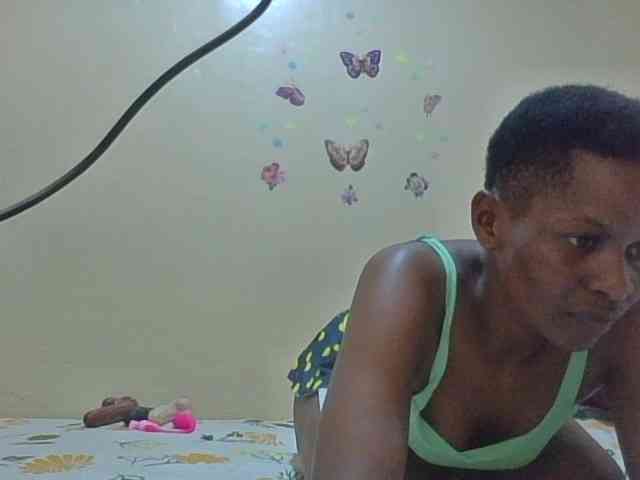 Naughtygirl3 webcam