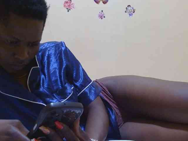 Naughtygirl3 webcam