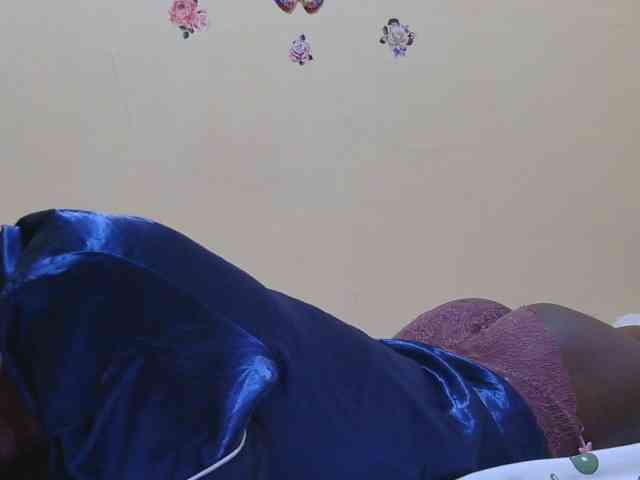Naughtygirl3 webcam