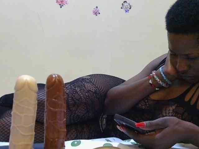 Naughtygirl3 webcam