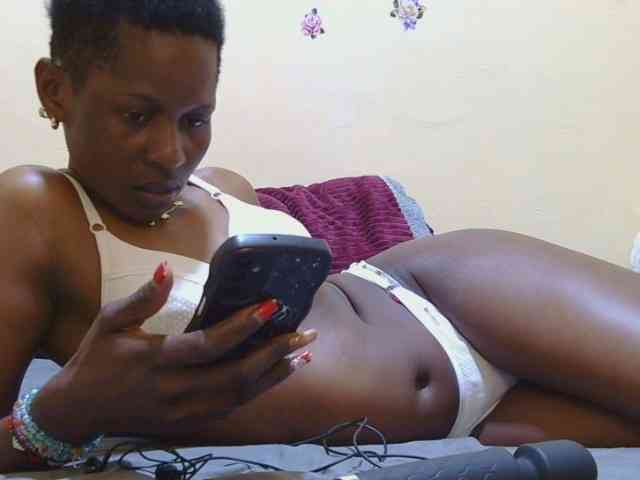 Naughtygirl3 webcam