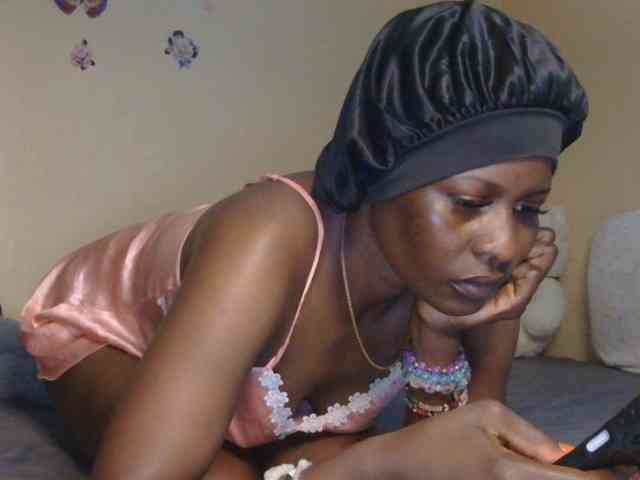 Naughtygirl3 webcam