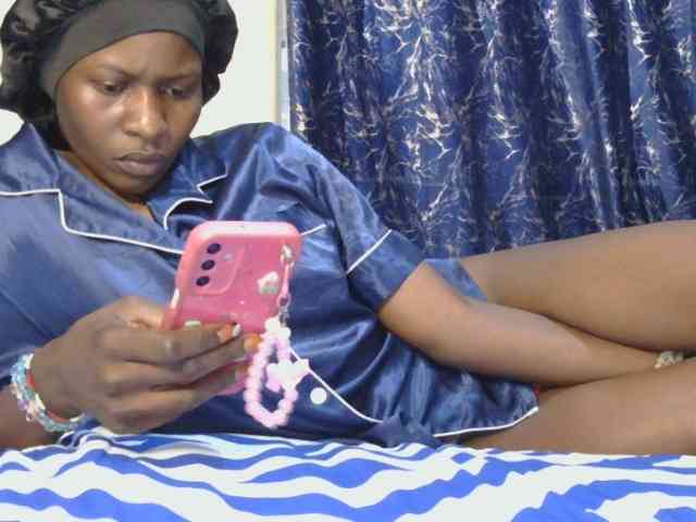 Naughtygirl3 webcam