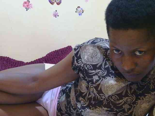 Naughtygirl3 webcam